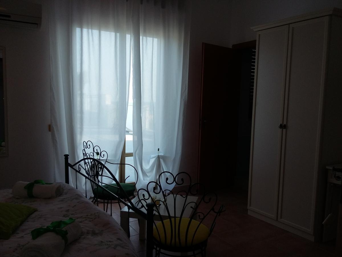 B&B Scogli Bianchi Lido di Noto ภายนอก รูปภาพ