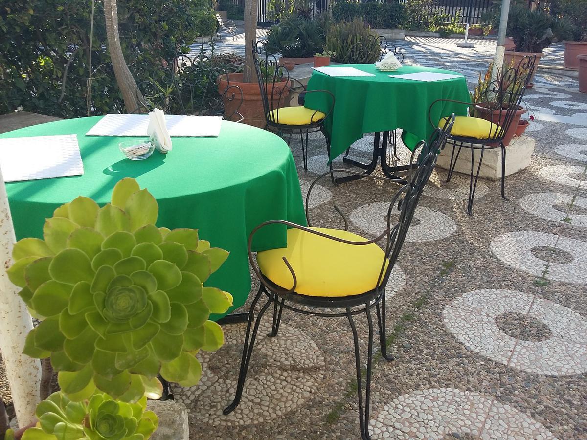 B&B Scogli Bianchi Lido di Noto ภายนอก รูปภาพ